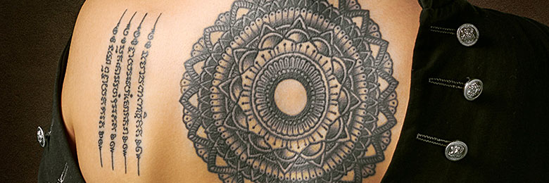 Mandala Tattoos auf dem Rücken